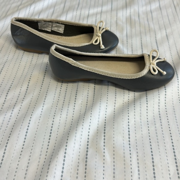 GAP  - Navy ballet flats. Size 11 - Picture 2 of 5